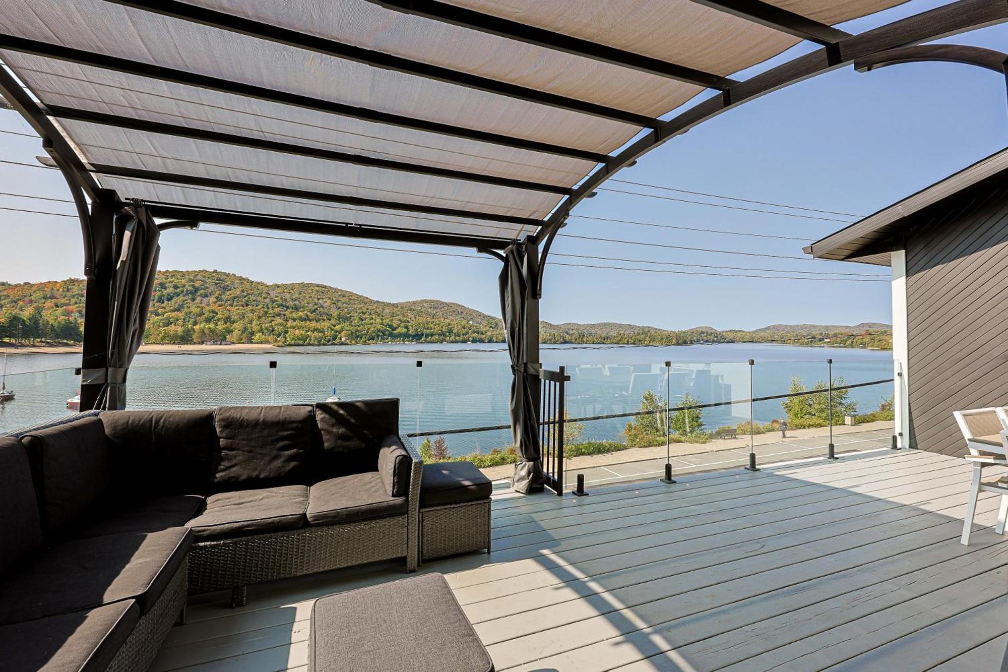 Les Lofts Du Lac Des Sables By Kasania แซ็ง-อากาท-เด-มง ภายนอก รูปภาพ