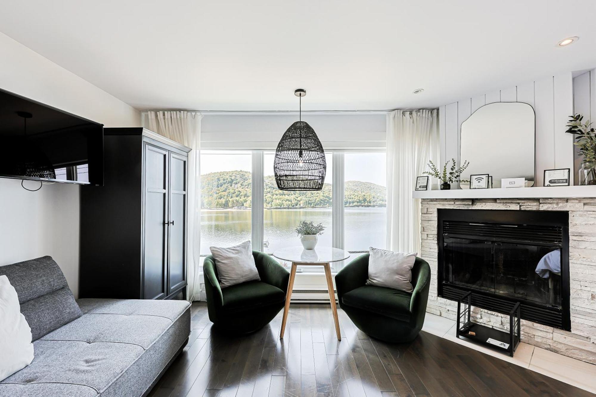 Les Lofts Du Lac Des Sables By Kasania แซ็ง-อากาท-เด-มง ภายนอก รูปภาพ